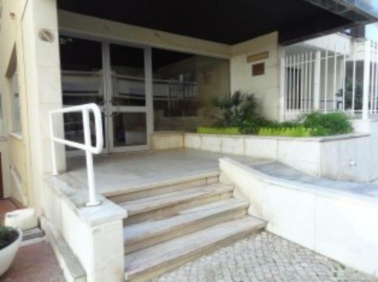 Beach Apartment... T1 With Swimming Pool Costa da Caparica Exterior photo